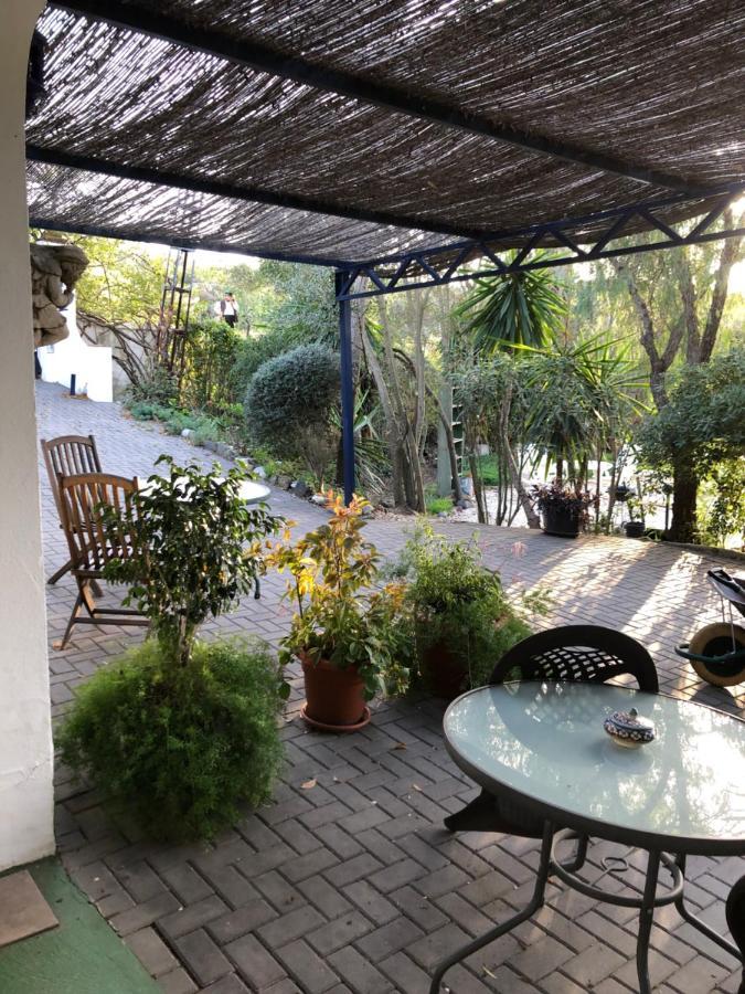 Finca El Rio, The Studio Self Catering With Pool And Hydrotherapy Jacuzzi Set In Beautiful Gardens, 구아로 외부 사진